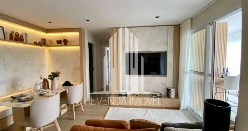 Apartamento à venda em São Paulo-SP : 2 quartos, 1 sala, 2 banheiros, 1 vaga na Vila Cruzeiro!