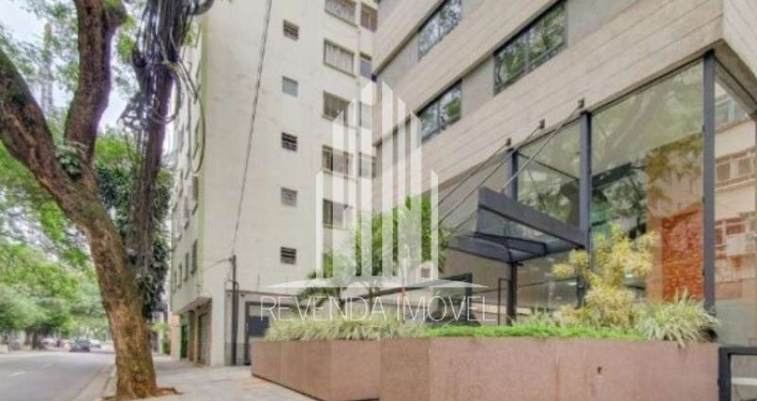 Sala comercial para locação em Cerqueira César, São Paulo-SP: 1 sala, 1 banheiro, 1 vaga de garagem e 55m² de área.