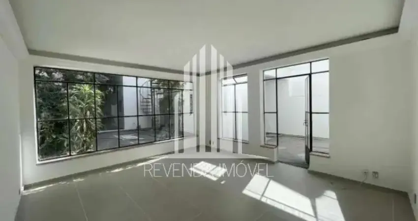 Casa à Venda, Mirandópolis São Paulo/SP, Com 5 Quartos e 3 vagas!