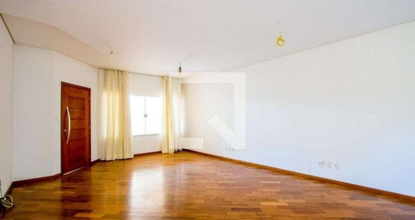 Casa à Venda - Paraíso, 4 Quartos,  234 m2