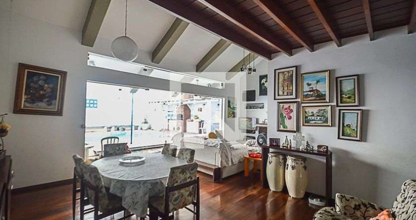 Casa à Venda - Anchieta, 3 Quartos,  200 m2