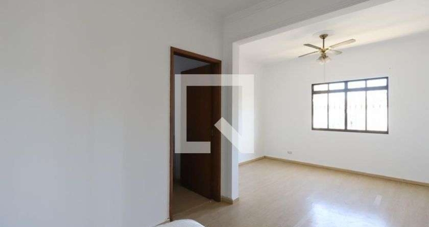 Casa à Venda - Água Fria, 3 Quartos,  200 m2