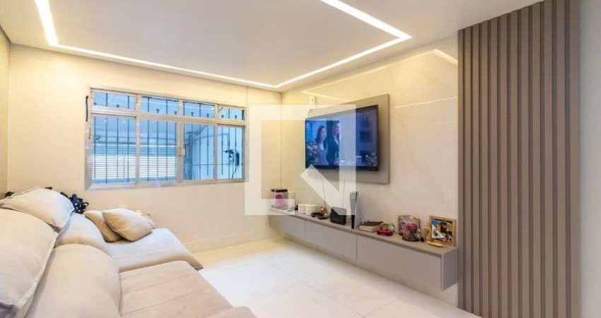 Casa à Venda - Vila Amália, 3 Quartos,  200 m2