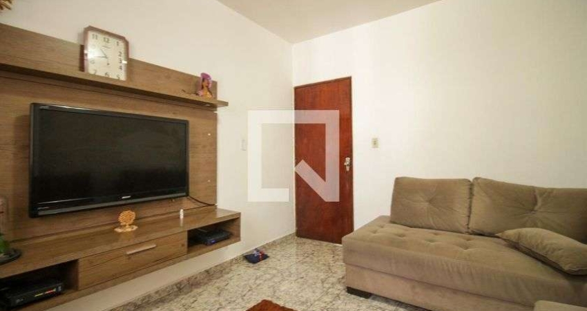 Casa à Venda - Vila Santa Clara, 5 Quartos,  150 m2