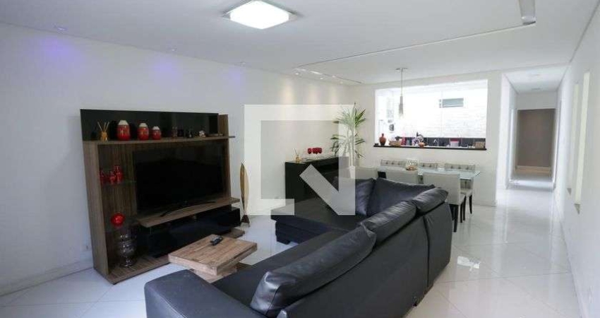 Casa à Venda - Cidade Patriarca, 3 Quartos,  200 m2