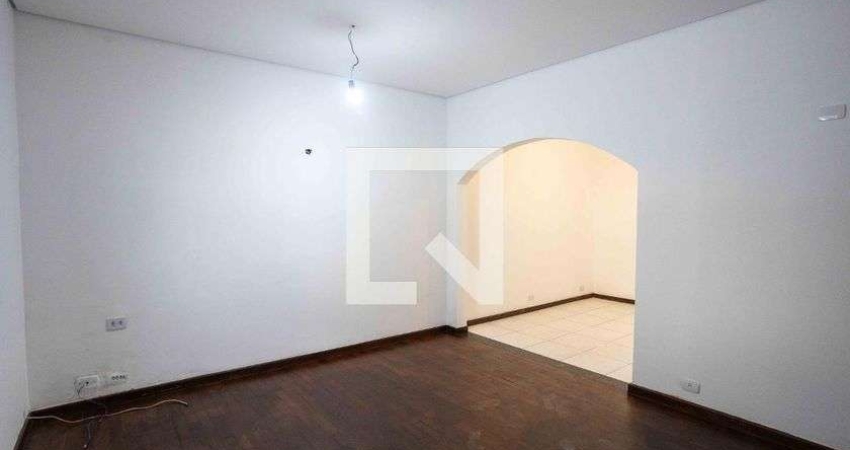 Casa à Venda - Centro, 2 Quartos,  200 m2
