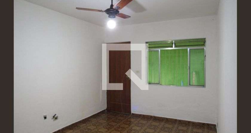 Casa à Venda - Padroeira, 2 Quartos,  300 m2