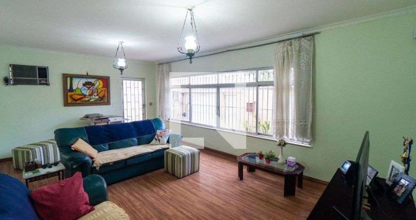 Casa à Venda - Saúde, 4 Quartos,  215 m2