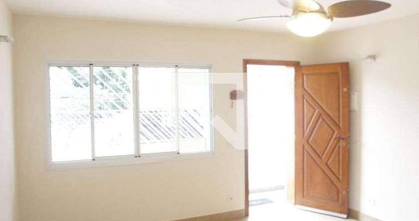 Casa com 3 quartos à venda na Rua Antônio Guganis, --, Água Fria, São Paulo