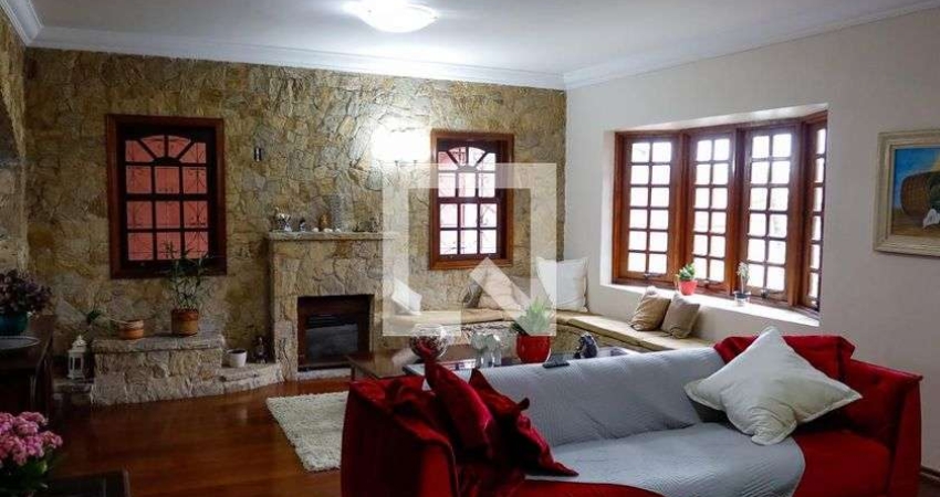 Casa à Venda - Bussocaba, 4 Quartos,  300 m2