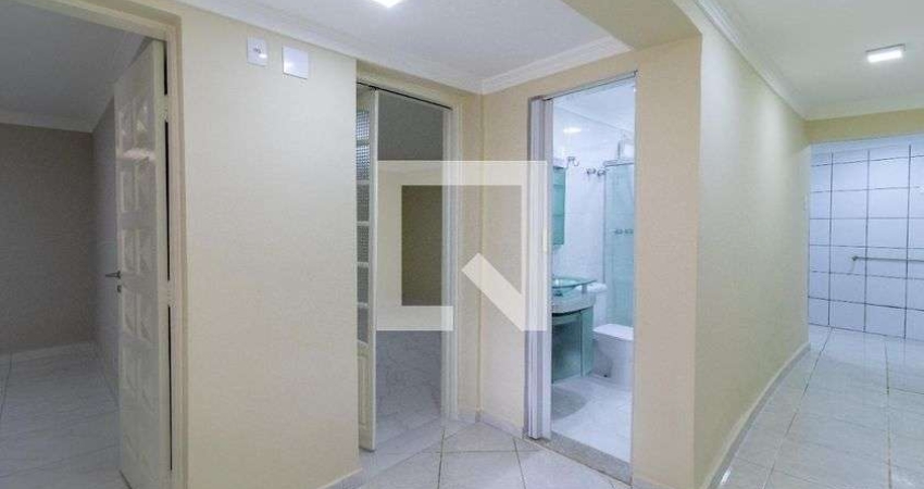 Casa à Venda - Água Fria, 2 Quartos,  70 m2