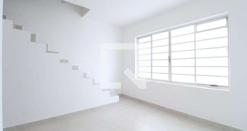 Casa à Venda - Vila Pompéia, 2 Quartos,  90 m2