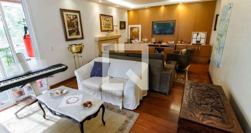 Apartamento à Venda - Real Parque, 4 Quartos,  190 m2