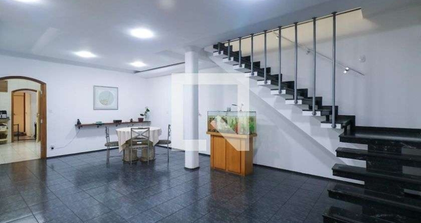 Casa à Venda - Santa Paula, 3 Quartos,  348 m2