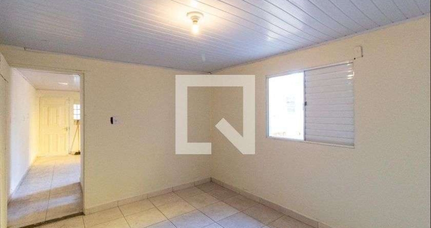 Casa à Venda - Quitaúna, 1 Quarto,  40 m2