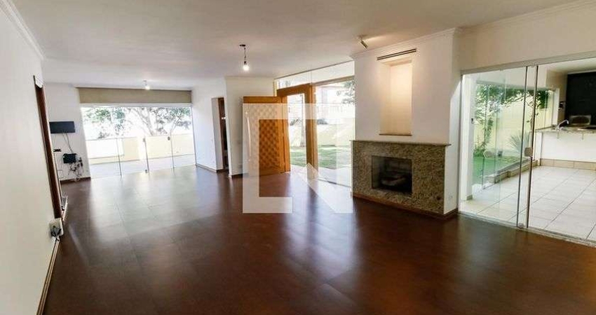 Casa à Venda - Jardim Londrina, 4 Quartos,  388 m2