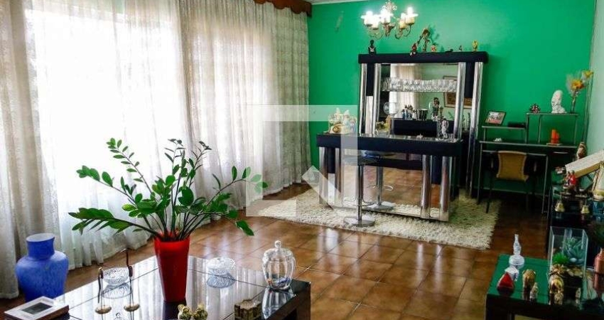 Casa à Venda - Centro, 3 Quartos,  347 m2