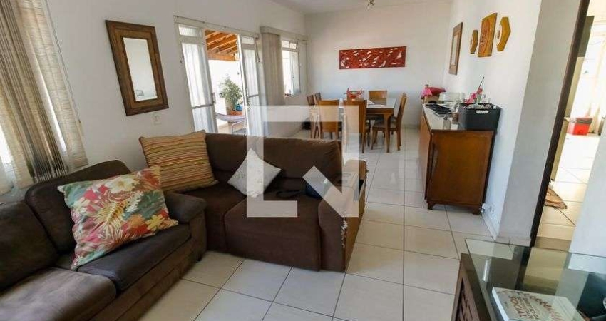 Casa à Venda - Jardim Londrina, 4 Quartos,  310 m2