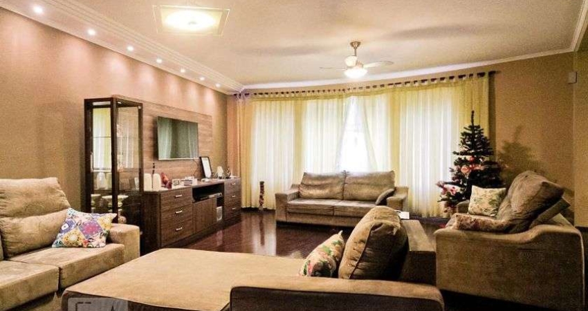 Casa à Venda - Água Fria, 3 Quartos,  280 m2