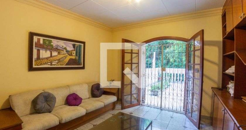 Casa à Venda - Santana, 5 Quartos,  216 m2