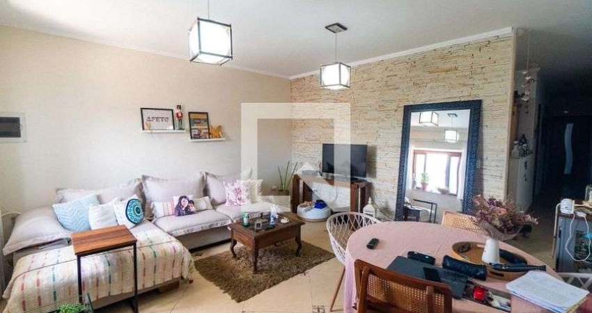 Casa à Venda - Vila Campestre, 6 Quartos,  282 m2