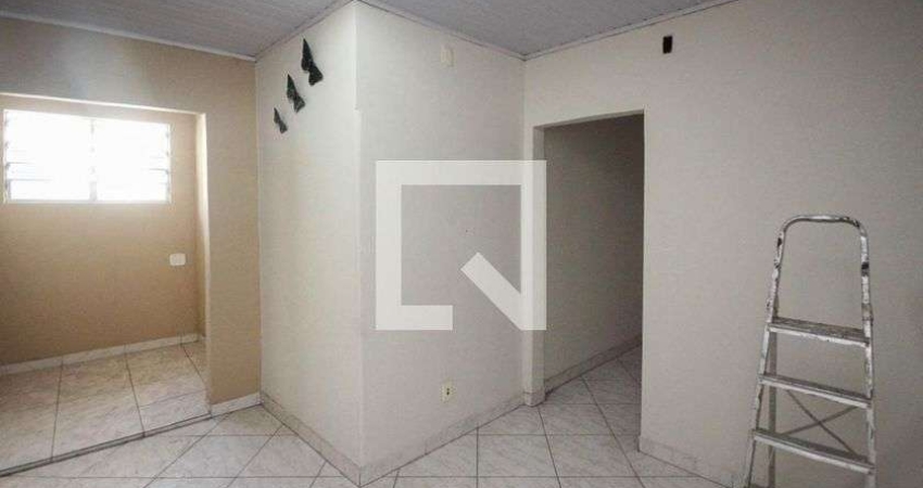 Casa à Venda - Vila Santa Clara, 2 Quartos,  150 m2