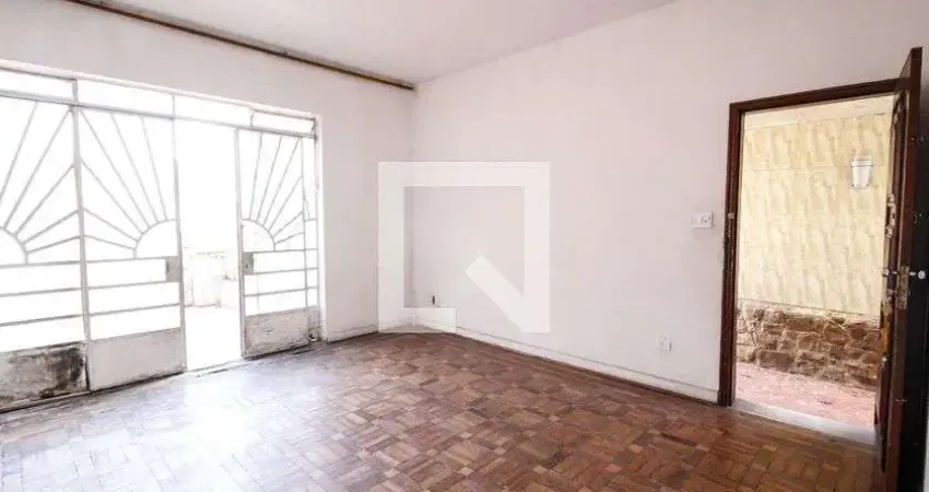 Casa à Venda - Água Fria, 2 Quartos,  126 m2