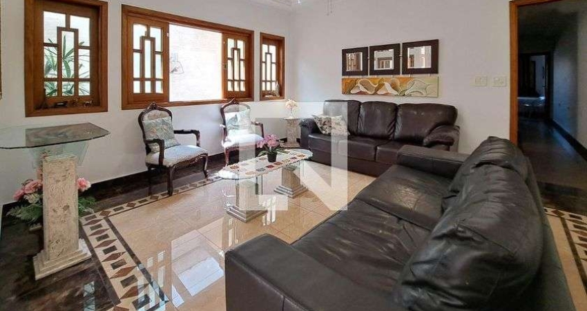 Casa à Venda - Barcelona, 3 Quartos,  417 m2
