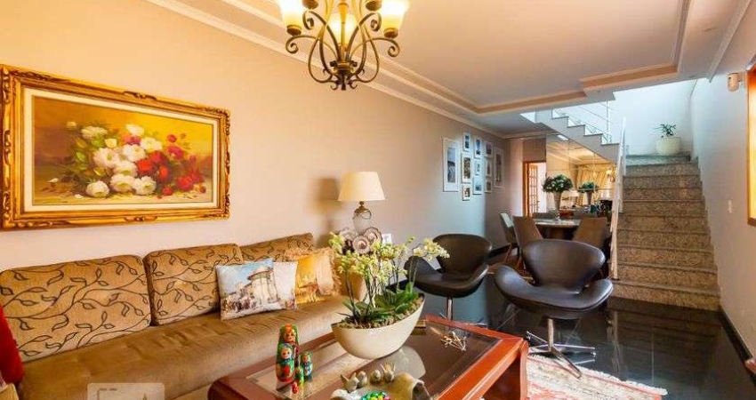 Casa à Venda - Quitaúna, 4 Quartos,  300 m2