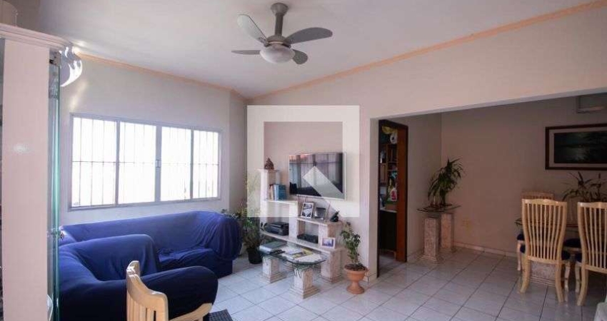 Casa à Venda - Vila Mazzei, 3 Quartos,  350 m2