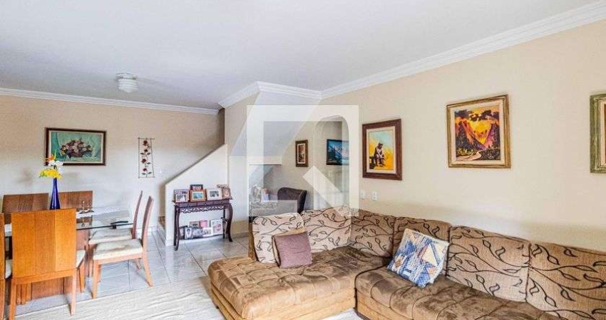 Casa à Venda - Jardim Éster Yolanda, 3 Quartos,  600 m2