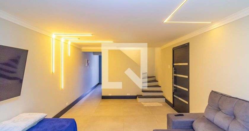 Casa à Venda - Jardim Independência, 2 Quartos,  220 m2