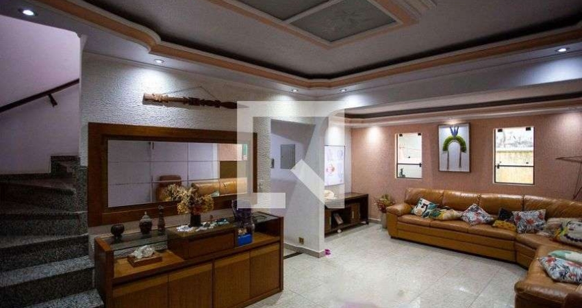 Casa à Venda - Centro, 3 Quartos,  241 m2