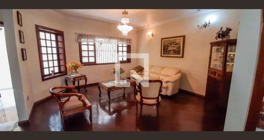 Casa à Venda - Centro, 3 Quartos,  296 m2