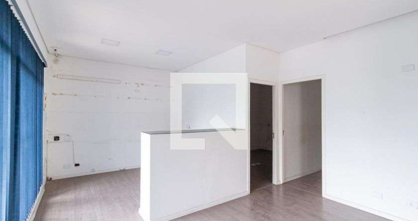 Casa à Venda - Centro, 4 Quartos,  179 m2
