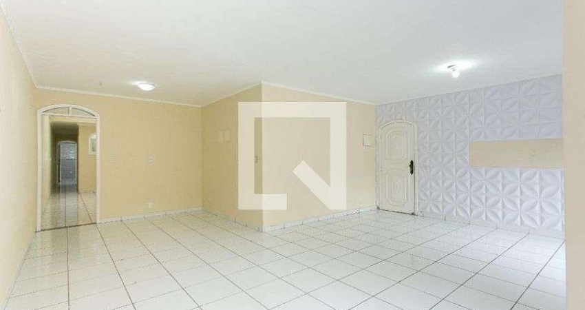 Casa à Venda - Vila Carrão, 4 Quartos,  182 m2