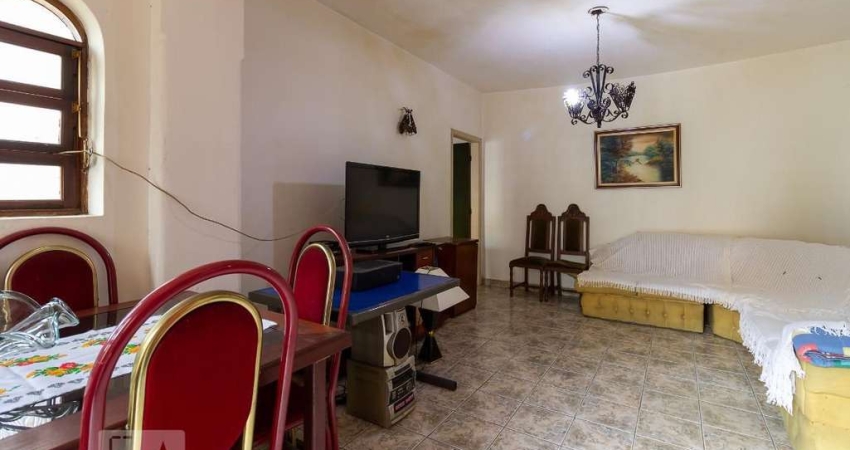 Casa à Venda - Centro, 2 Quartos,  210 m2