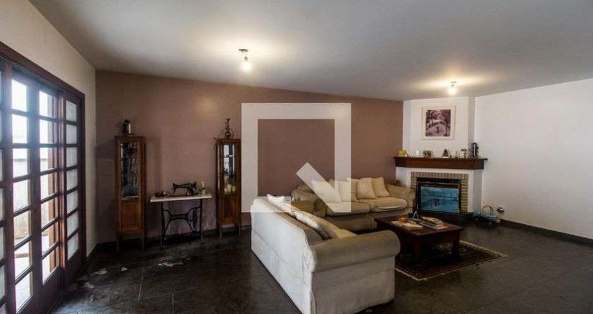 Casa à Venda - Alphaville, 4 Quartos,  275 m2