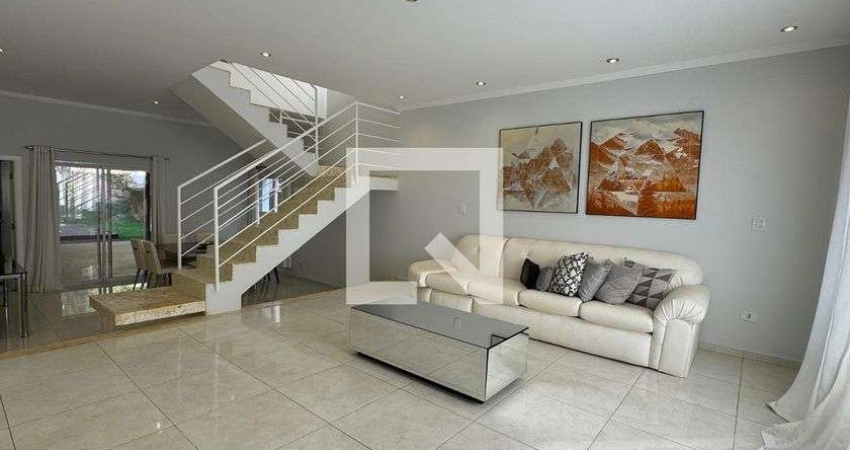 Casa à Venda - Alphaville, 4 Quartos,  370 m2