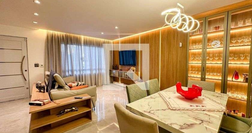 Casa à Venda - Água Fria, 4 Quartos,  212 m2