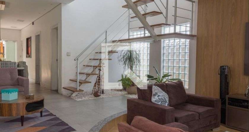 Casa à Venda - Taboão, 3 Quartos,  350 m2