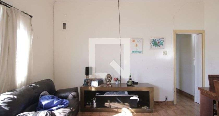 Casa à Venda - Vila Ré, 2 Quartos,  294 m2