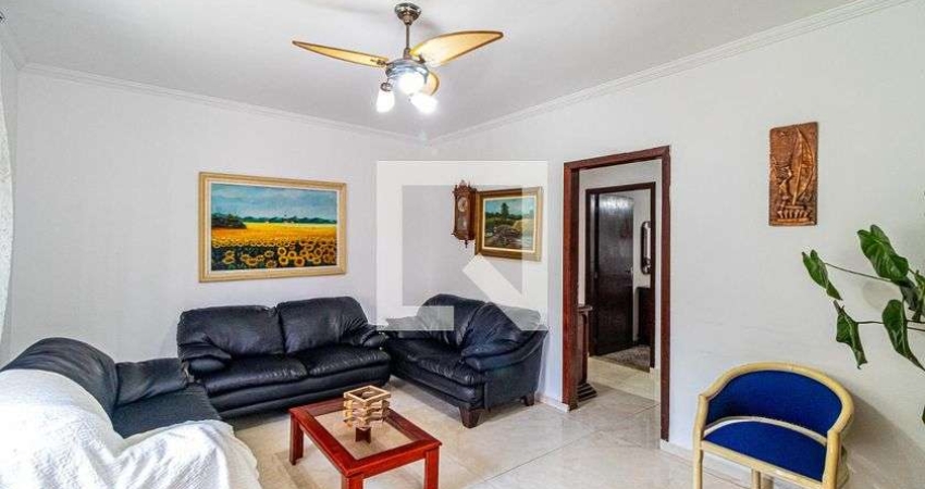Casa à Venda - Butantã, 6 Quartos,  223 m2