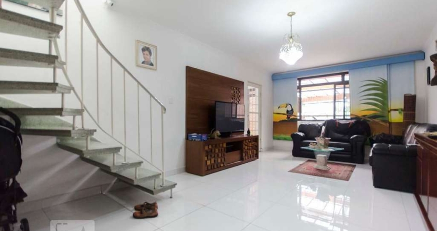 Casa à Venda - Água Fria, 3 Quartos,  100 m2
