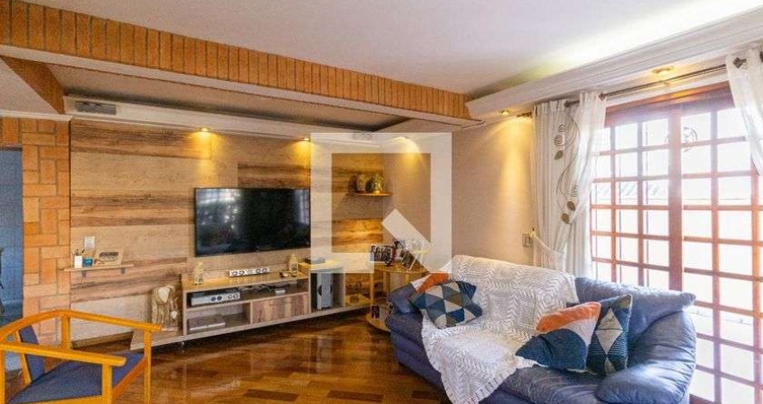 Casa à Venda - Centro, 4 Quartos,  299 m2