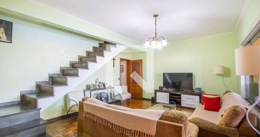Casa à Venda - Quitaúna, 3 Quartos,  224 m2