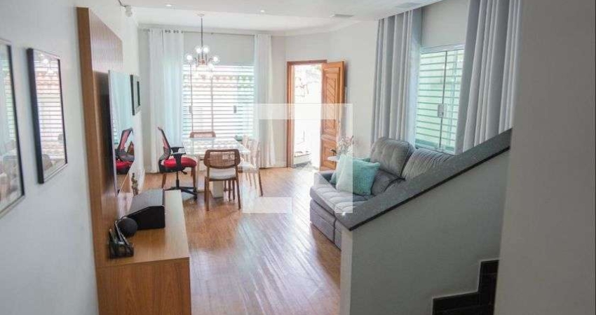 Casa à Venda - Água Fria, 3 Quartos,  244 m2
