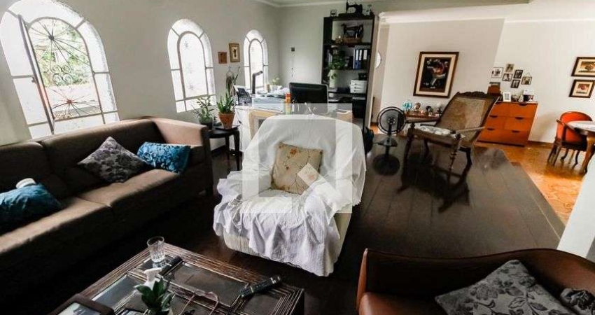 Casa à Venda - Jardim Londrina, 3 Quartos,  227 m2