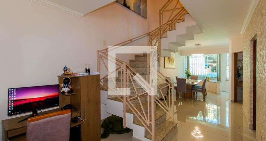 Casa à Venda - Vila Santa Clara, 5 Quartos,  305 m2