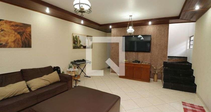 Casa à Venda - Vila Santa Clara, 3 Quartos,  300 m2